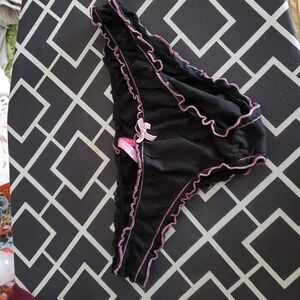 Victoria's Secret Vintage Love Rise Cheeky Hipster Size S